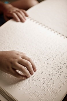 papieren brailleboek